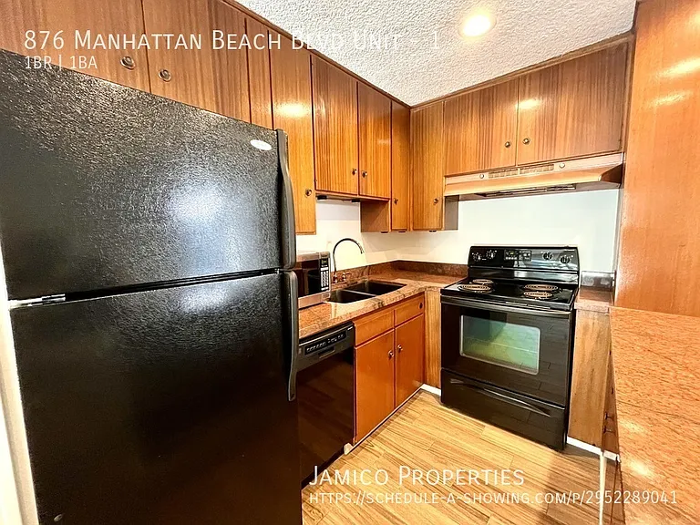 876 Manhattan Beach Blvd #1 — Photo 32