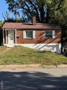 1965 Park Ln, Saint Louis, MO, 63136