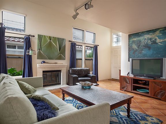 5th image of 1598 Harbor Dr