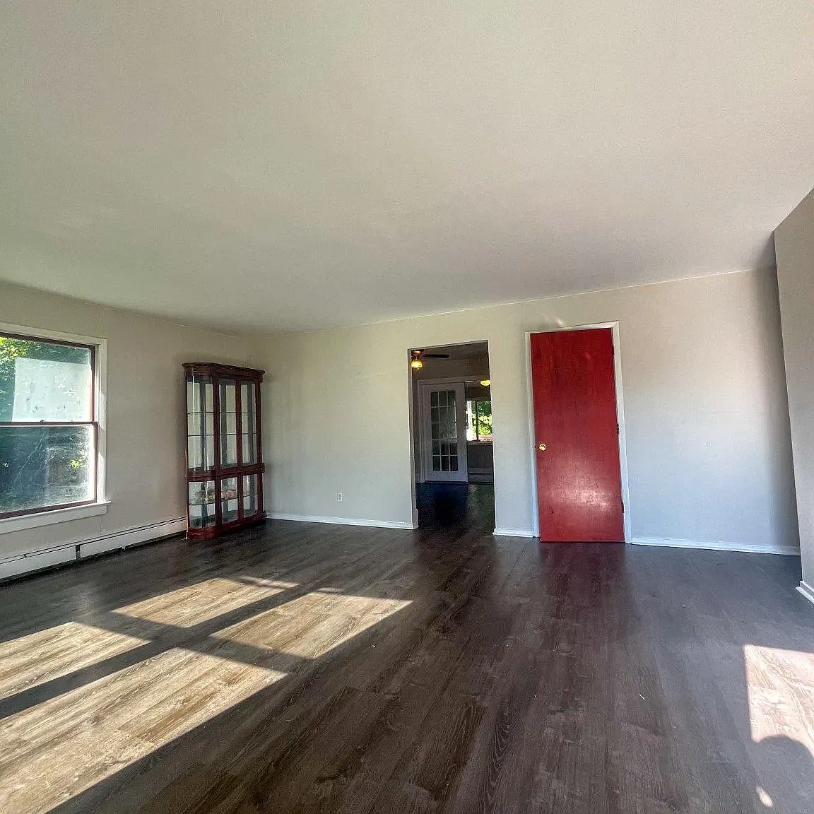 3 bed, 1450 sqft, $2,900 — Photo 4