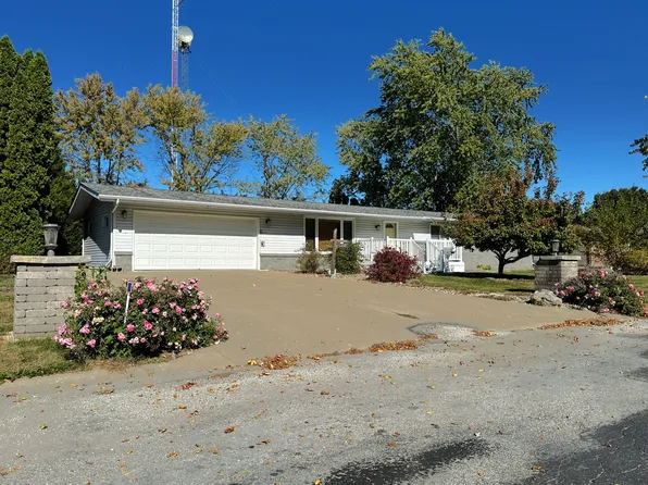 502 Elizabeth St, Streator, IL 61364