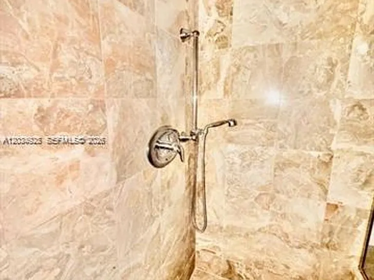 9595 Collins Ave #N8-I — Photo 10