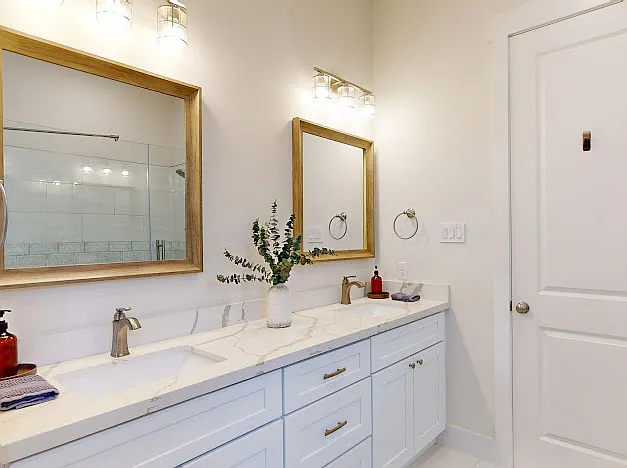 719 Baywood Dr — Photo 16