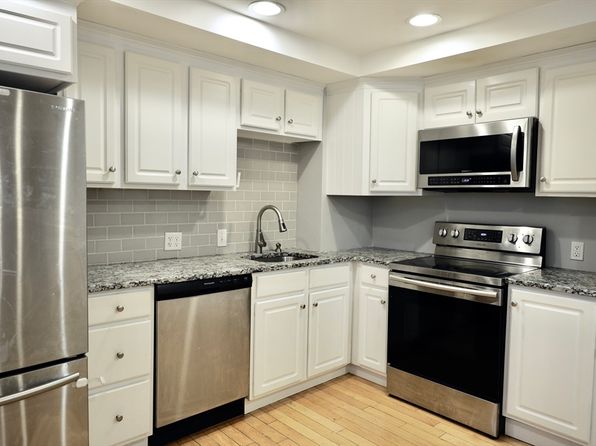 185 Linwood Ave APT 4, Melrose, MA 02176