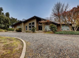 2832 Nees Ave, Clovis, CA