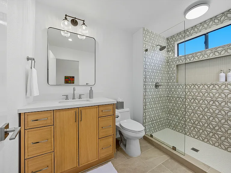 54960 Shoal Crk — Photo 19