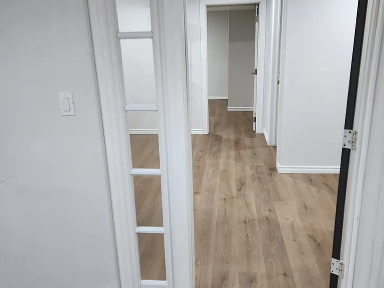 2421 Seven Oaks Rdg #BASEMENT — Photo 1