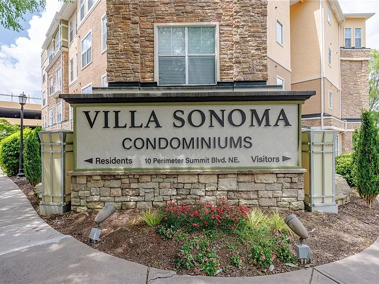 10 Perimeter Summit Blvd NE #3102 — Photo 77