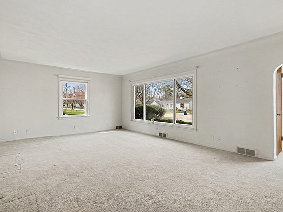 4th image of 2202 Paddington Rd