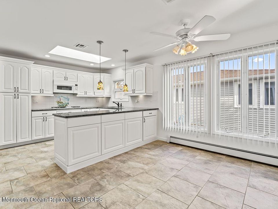 977 Jamaica Boulevard, Toms River, NJ 08757 Zillow