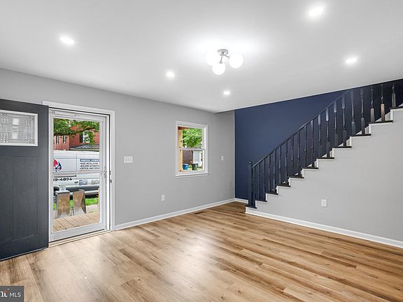 4th image of 117 South St