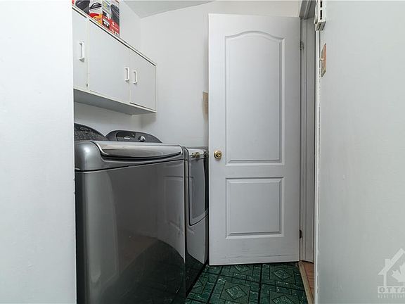 5th image of 825 Cahill Dr W #188
