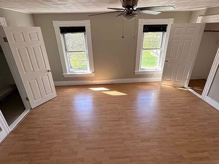436 Auburn St #3 — Photo 8