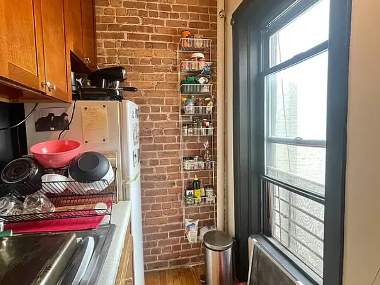 1046 Bergen St #4F — Photo 5