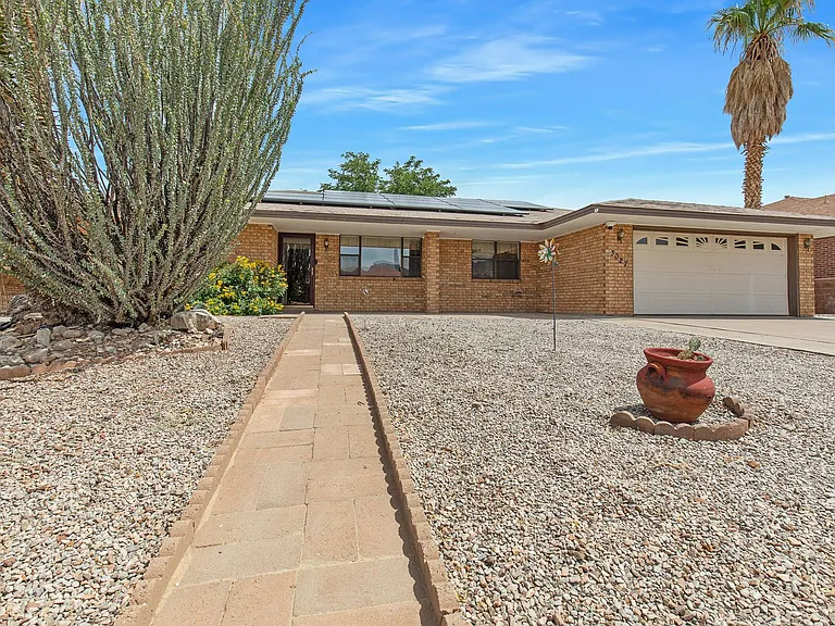 3027 Los Robles — Photo 3