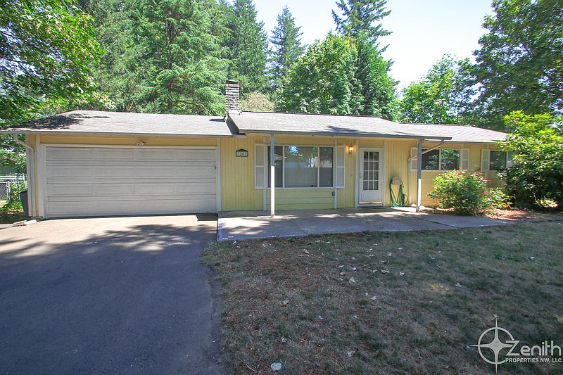 1st image of 3207 NE 124th Ave