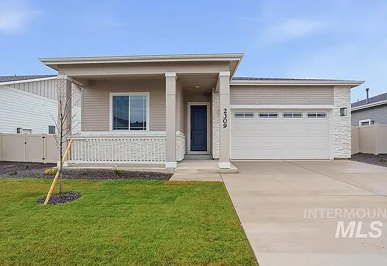 2309 N Ice Fire Ave — Photo 1