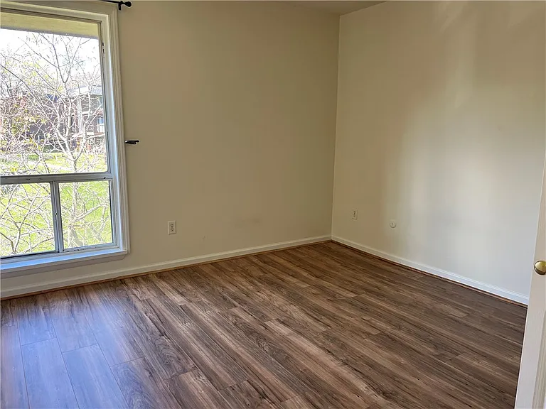 1000 College Park Dr #9 — Photo 18