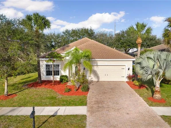 2877 Inlet Cove LN W, NAPLES, FL 34120