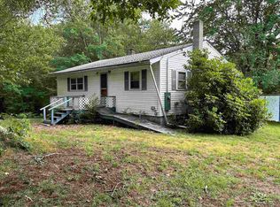 415 Deerfield Rd, Allenstown, NH 03275