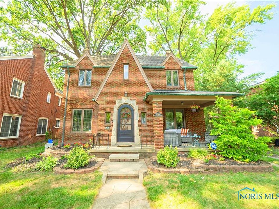 1st image of 2856 Kenwood Blvd