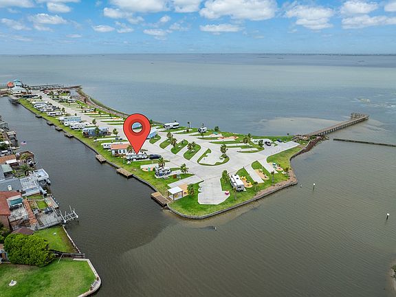 4th image of 101 Caribbean Dr #24