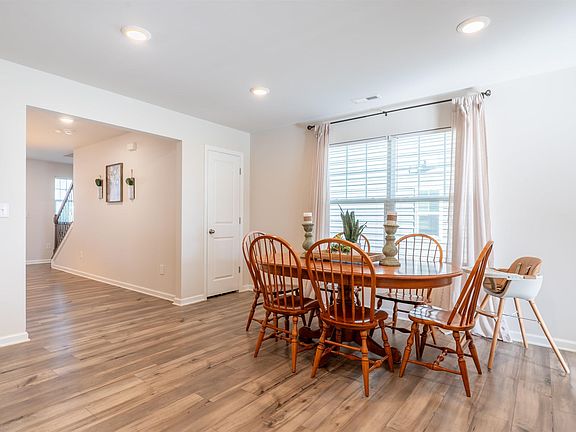 4th image of 120 Anna Gray Cir
