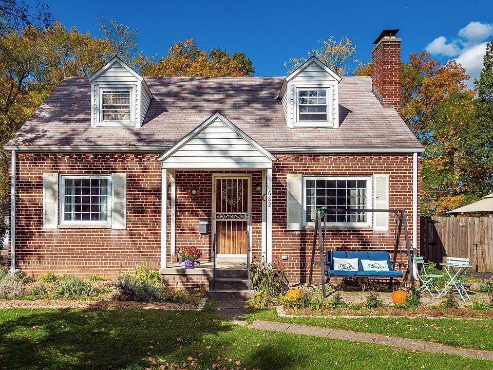 1st image of 682 Glenmont Ave