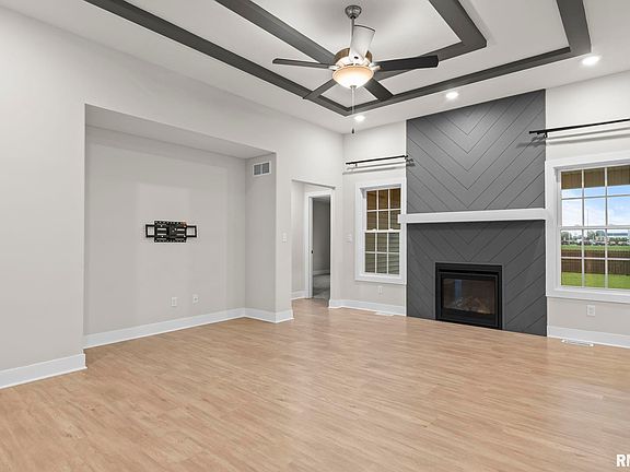 2nd image of 3704 Westgate Dr