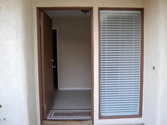4th image of 867 N Shadow Lake Dr