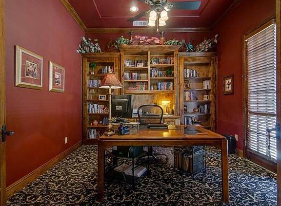 2nd image of 2405 Hardrock Castle Dr