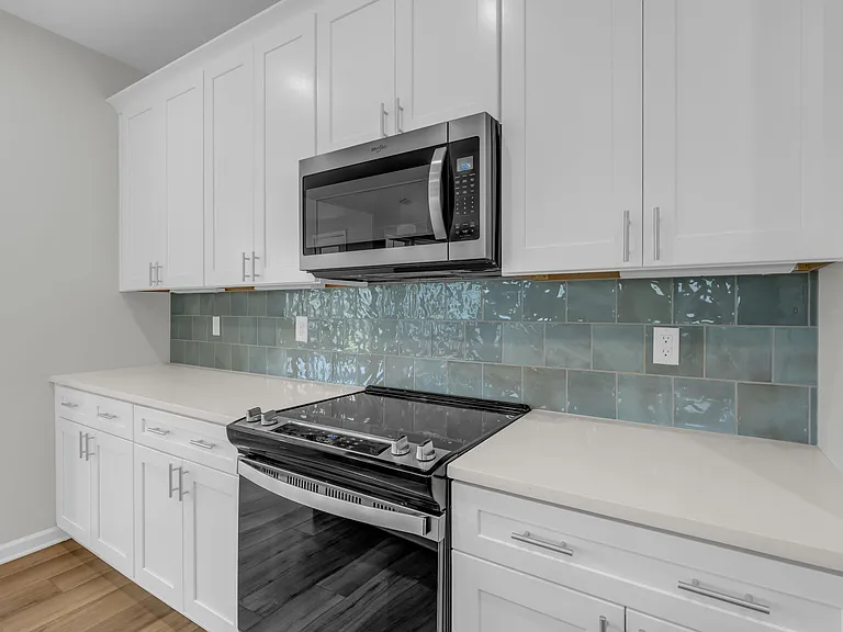 2823 Butlers Green Cir — Photo 11