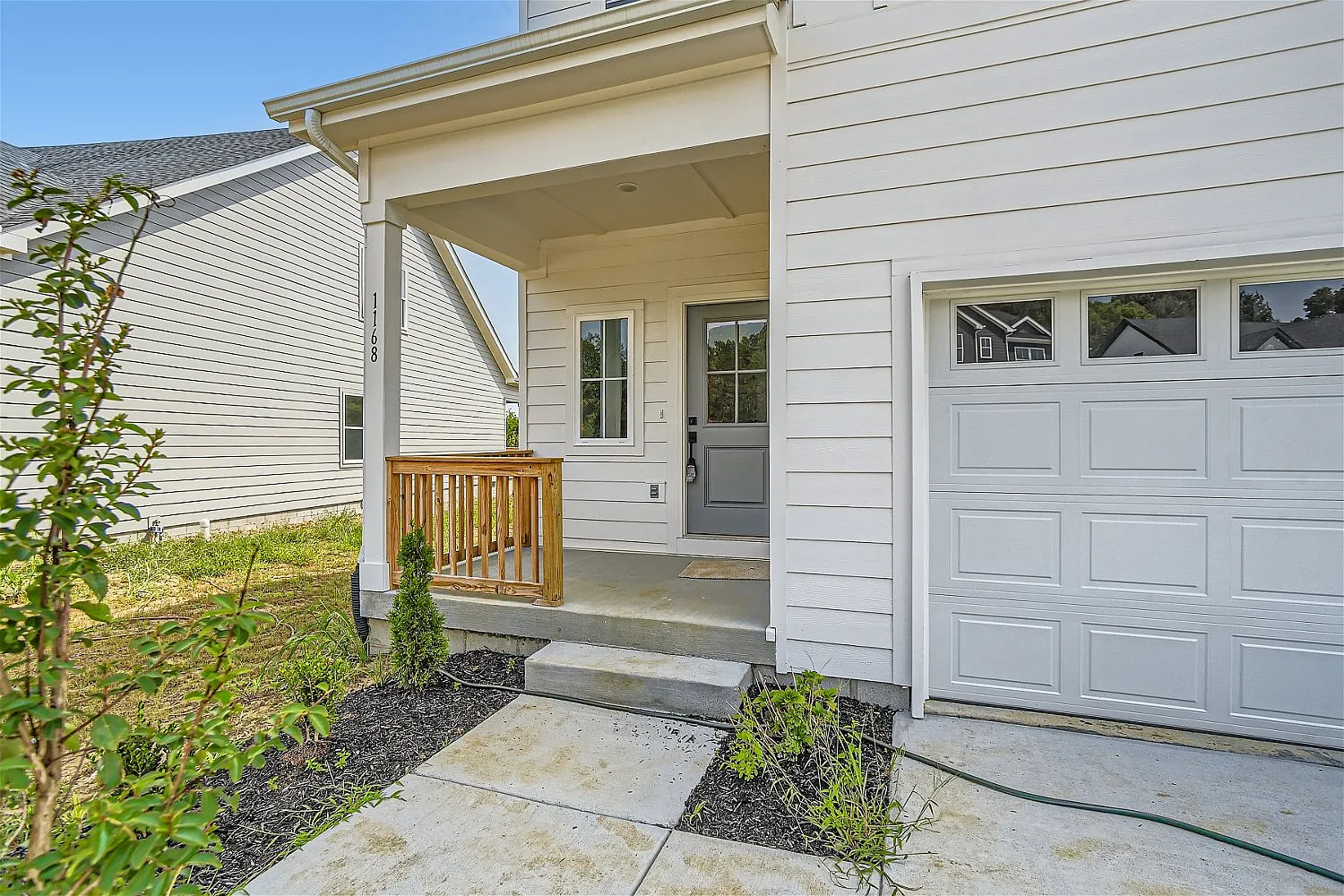 3 bed, 2.5 bath, 2000 sqft, $2,350 — Photo 3