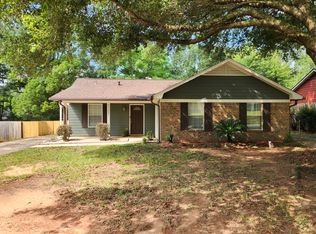 9305 Maplewood Dr, Mobile, AL 36695