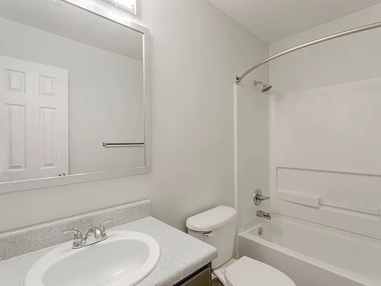 The Oakley at Spring Creek — Photo 19