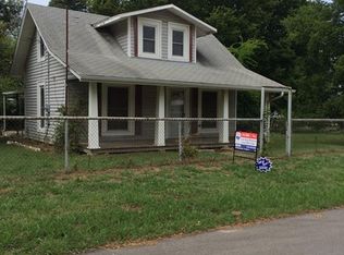 101 S Maple St, Copan, OK 74022