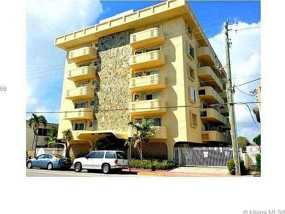2nd image of 8400 Byron Ave APT 5E