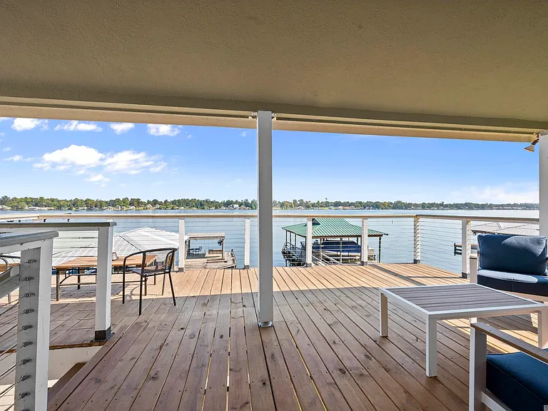 6852 False River Rd — Photo 15