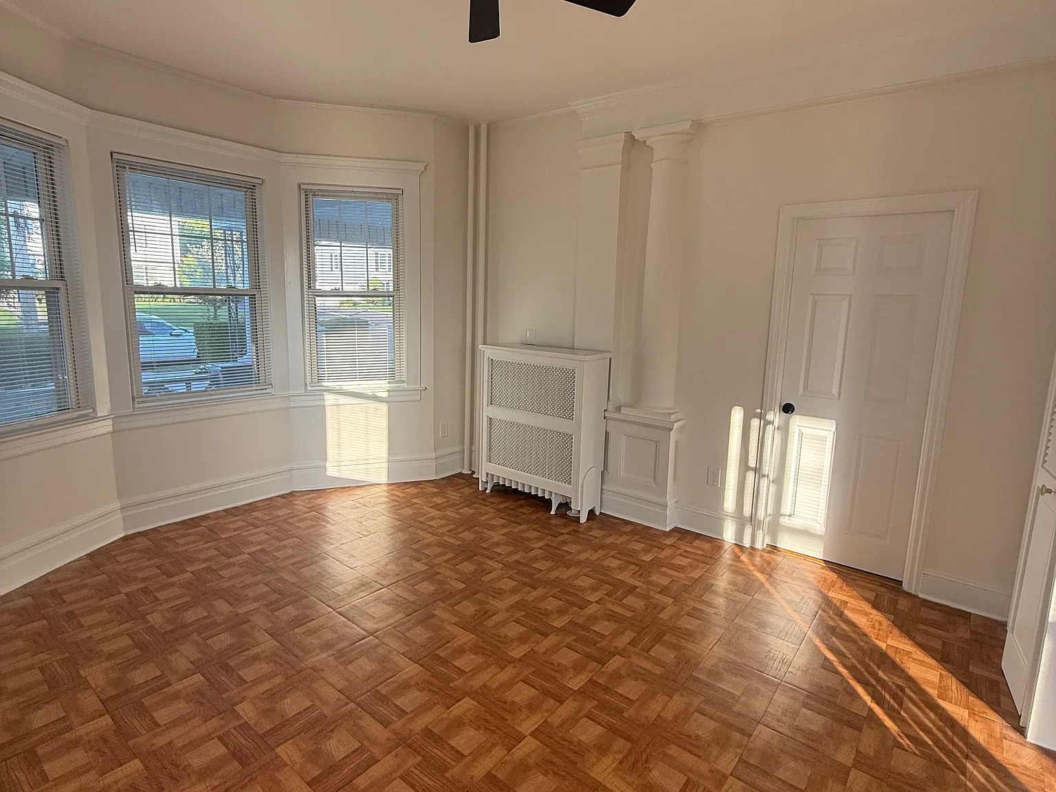 2 bed, 1345 sqft, $3,200 — Photo 1