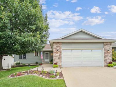 1217 Wolf Dr NW, Cedar Rapids, IA, 52405
