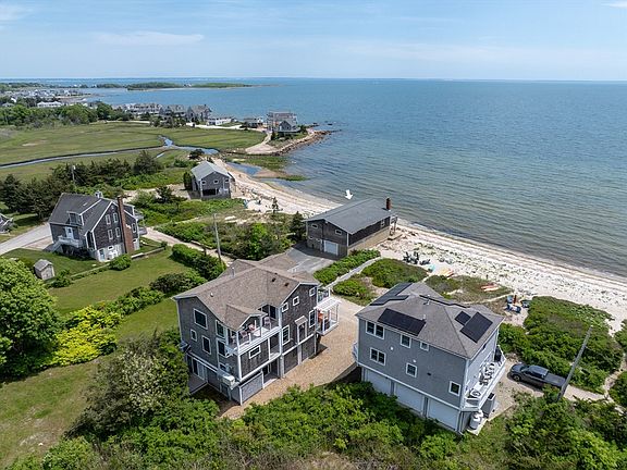 2nd image of 42 Pico Beach Rd
