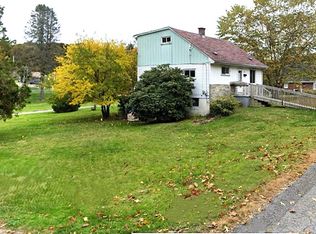 901 Eastridge Ave, Conway, PA 15027