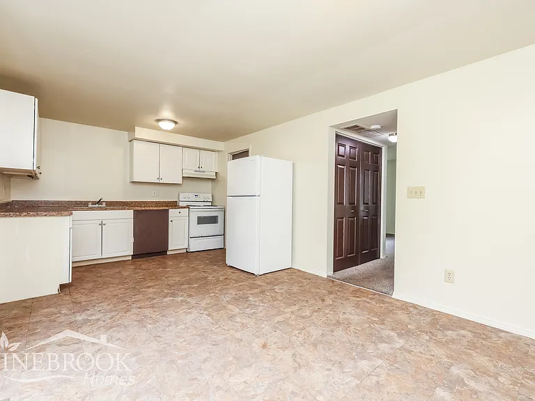 8293 Mount Carmel St — Photo 7