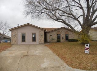 906 Catherine St, Seagoville, TX 75159