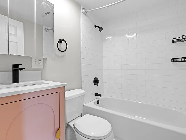 54 Cedar St #2 — Photo 7