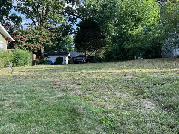 622 Barton Ave, Chattanooga, TN 37405