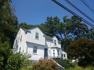 11 Risley Rd, Brookline, MA 02467