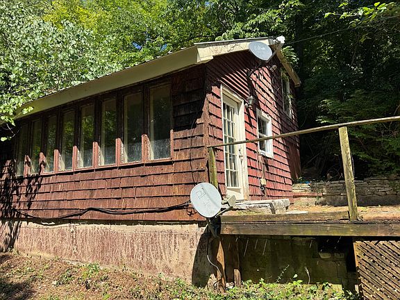 4th image of 141 Coffee Springs Ln