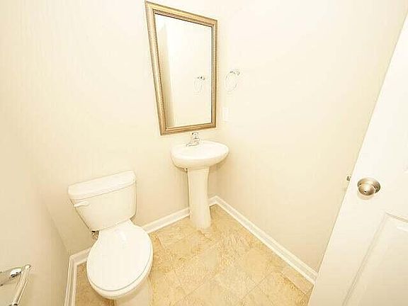 4th image of 8616 Windsor Hill Blvd