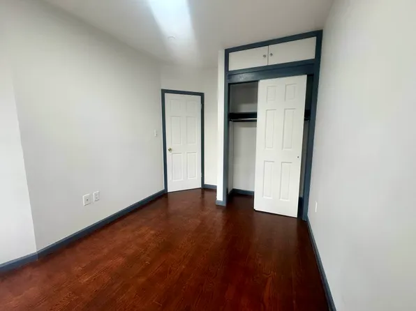 614 Lafayette Avenue image 8 of 13